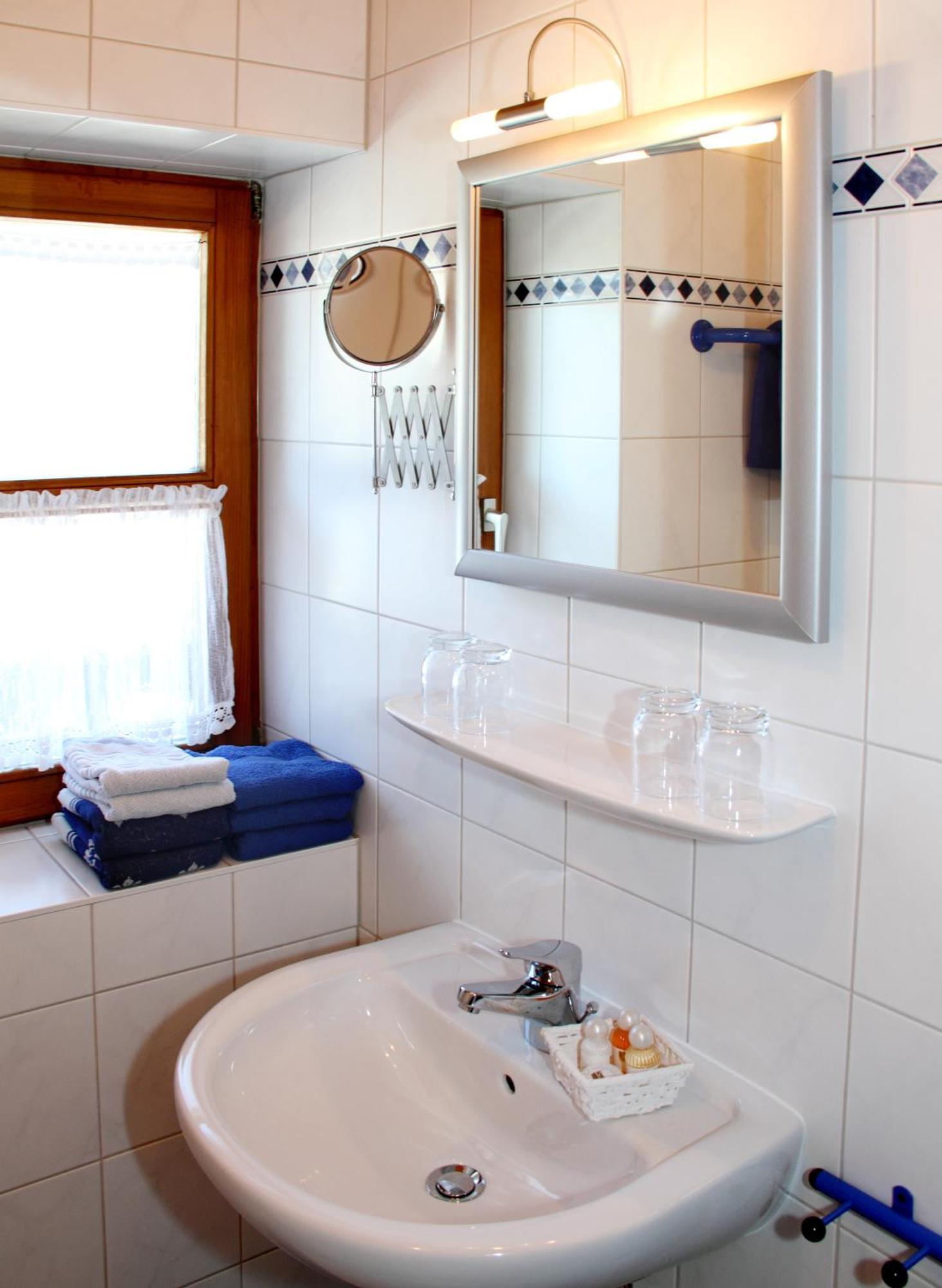 Haus Wienertoni Grainau Rom bilde