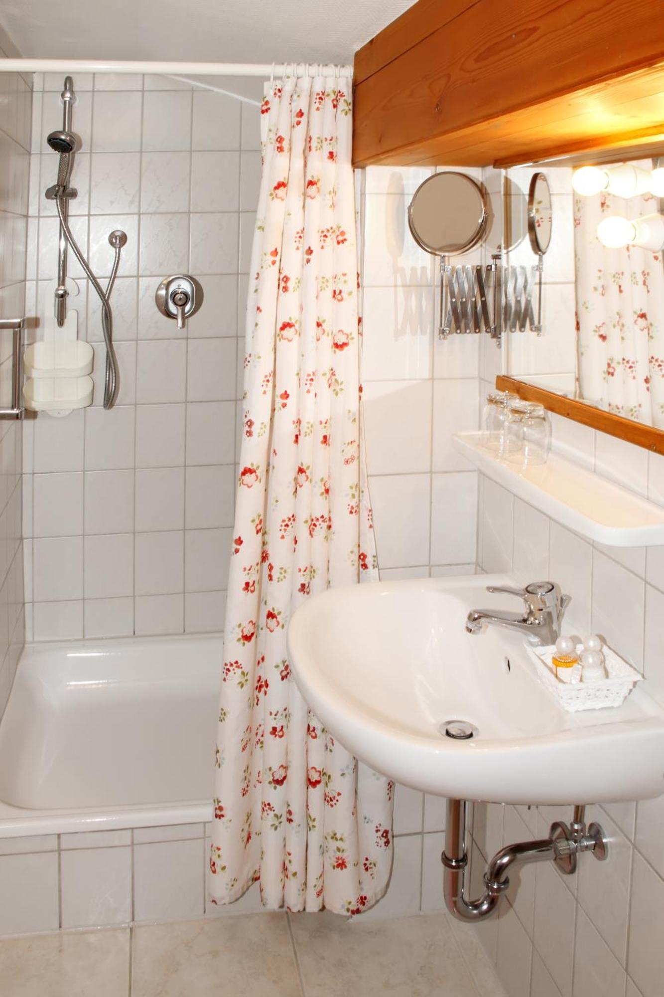 Haus Wienertoni Grainau Rom bilde