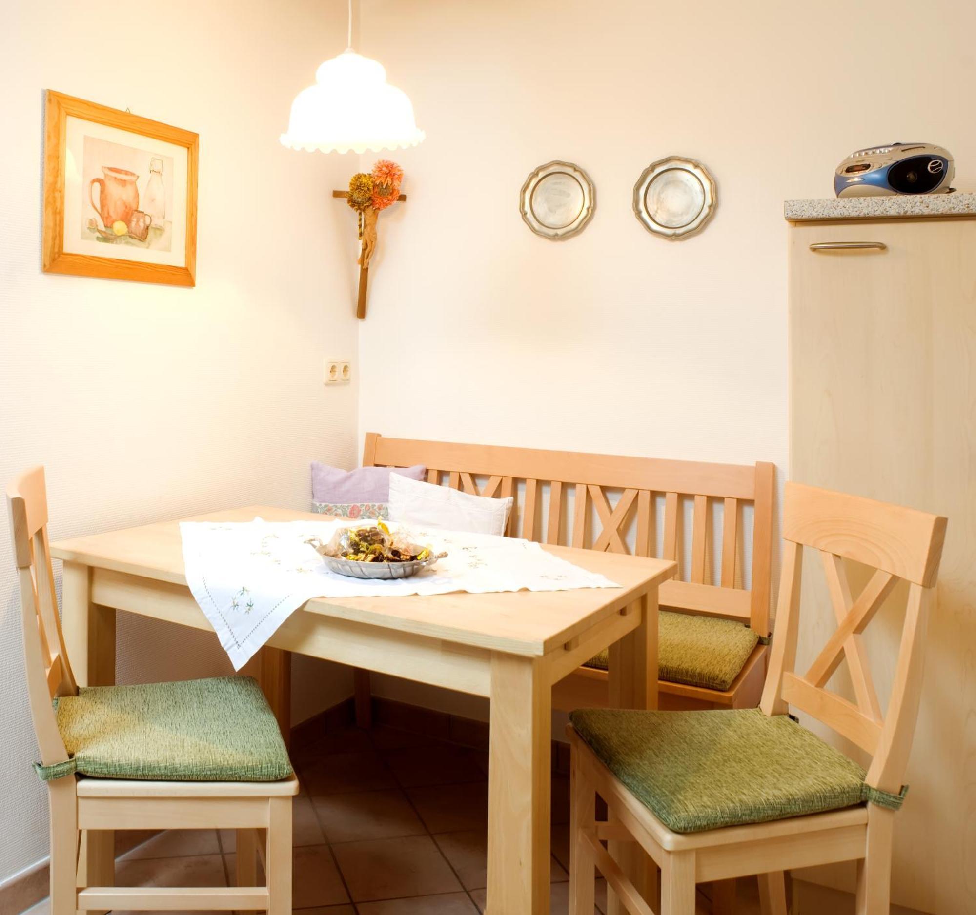Haus Wienertoni Grainau Rom bilde