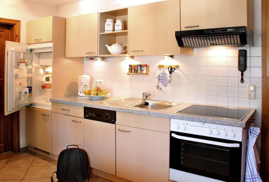 Haus Wienertoni Grainau Rom bilde